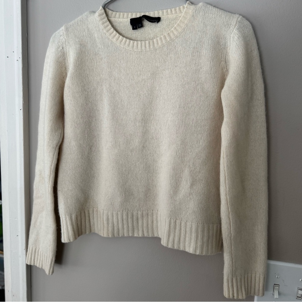360 Cashmere Cream Crew Neck Sweater